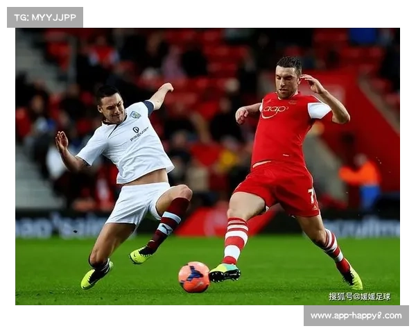 门兴主场爆发四球大胜圣保利 喜迎新赛季首场胜利